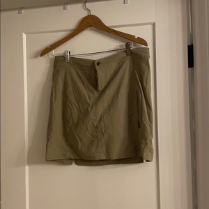 Columbia athletic skirt